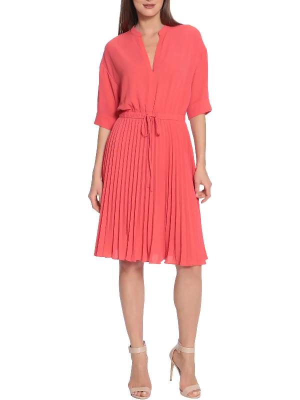 Womens Pleated V-Neck Shift Dress