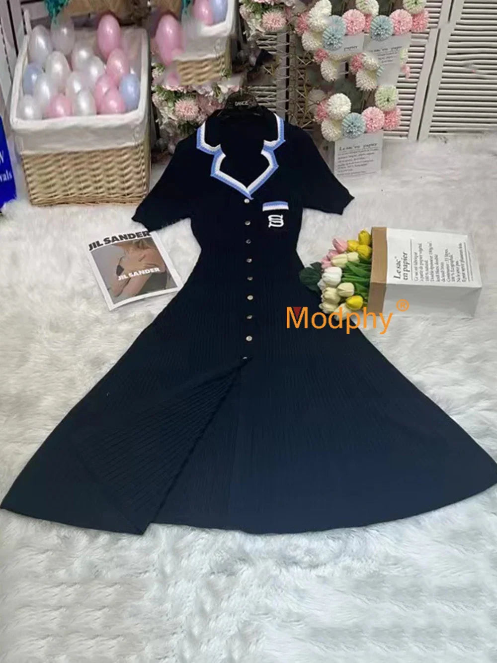 Black short sleeved