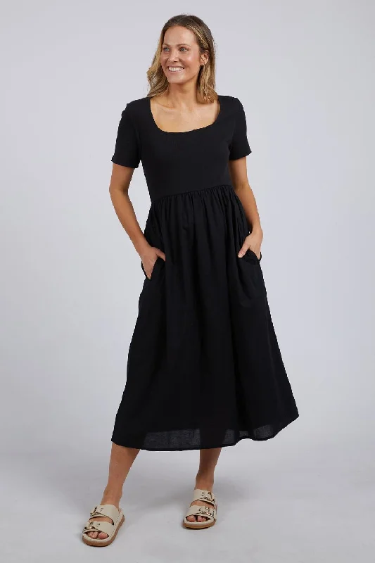 Ella Black SS Midi Dress Stylish Tiered Midi Dress