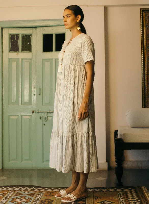 Women's Tapioca Gathered Midi Dress - The Burnt Soul Stylish Cold Shoulder Midi Dress