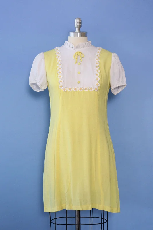 Darling Daisy Puff Sleeved Mini Dress S Fashionable Mini Dress with Slits
