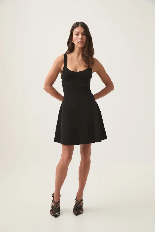 Reine Knit Mini Dress Stylish Short Sleeve Mini Dress