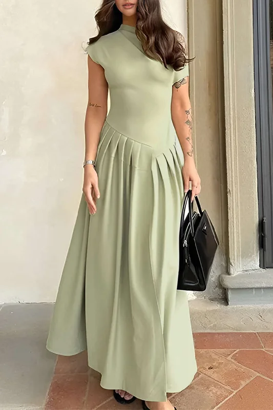 Solid Pleated Maxi Dress