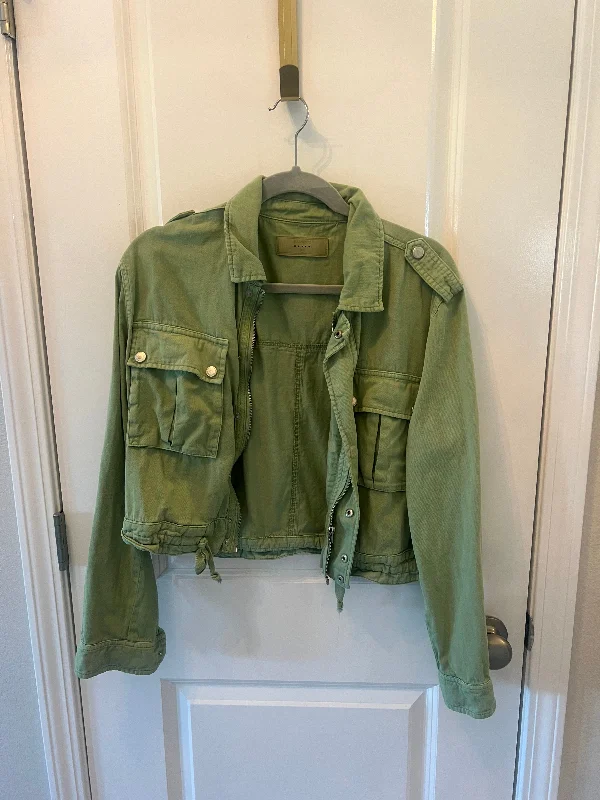 BlankNYC Utility Jacket Women’s Size Medium Light Green Insulated Jacket Fitted Jacket Loose Jacket
