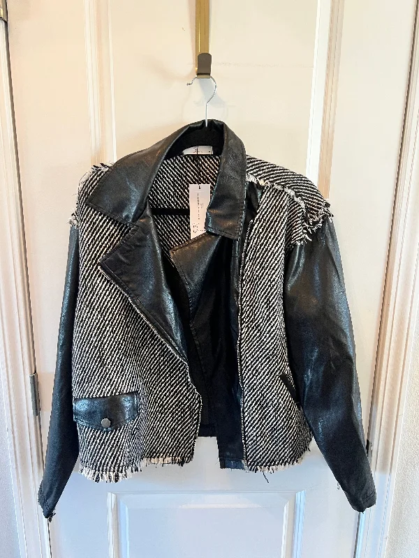 Boheme Moto Jacket Stripe Faux Leather Women’s Size Medium 8-10 Black Faux Fur Fabric Real Fur Fabric Shearling Fabric