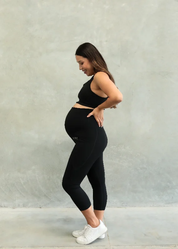 STAPLE MATERNITY 7/8 LEGGING ONYX Trendy Spandex Leggings