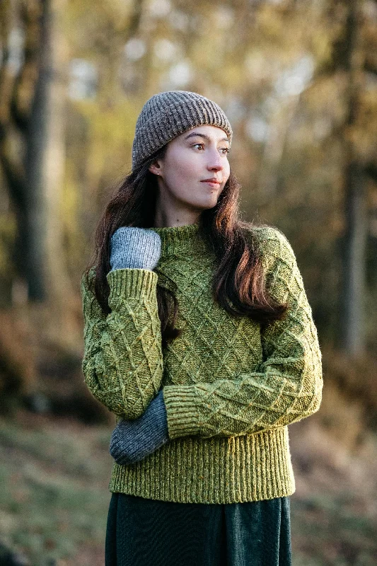 The Blisco Donegal Aran Sweater in Lime Lightweight Heavyweight Midweight