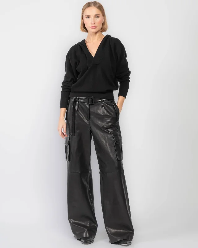 GLOSSY BLACK
