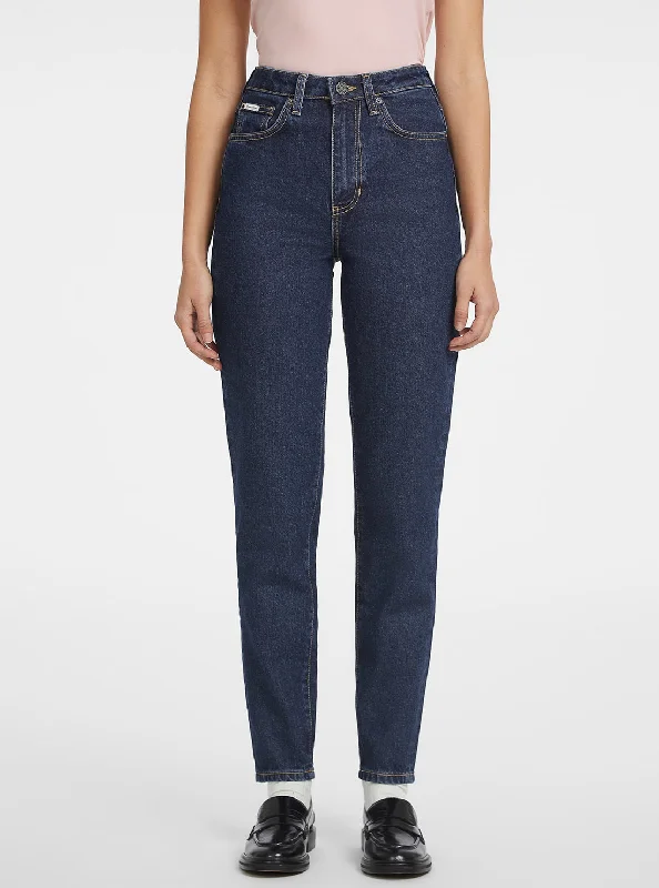 Guess Jeans G06 Mom Jeans Comfortable Straight-Legged Denim