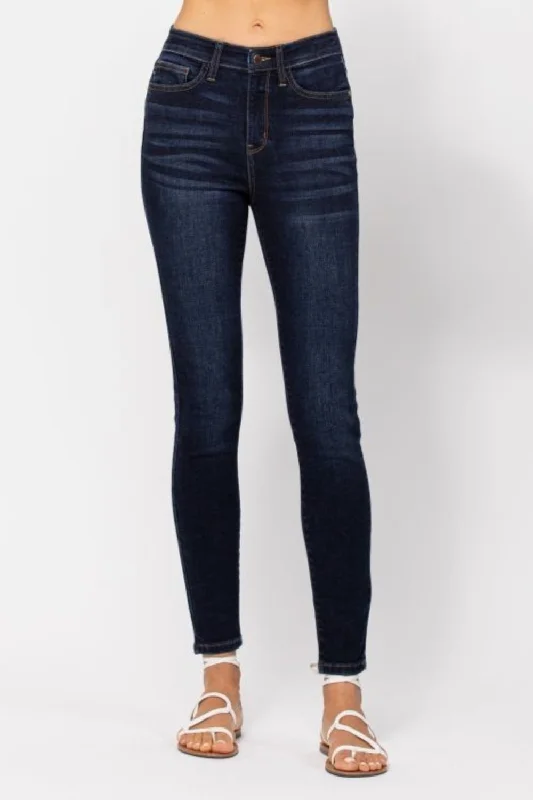 Judy Blue Full Size High Waist Handsand Skinny Jeans Stylish High-Rise Mom Jeans