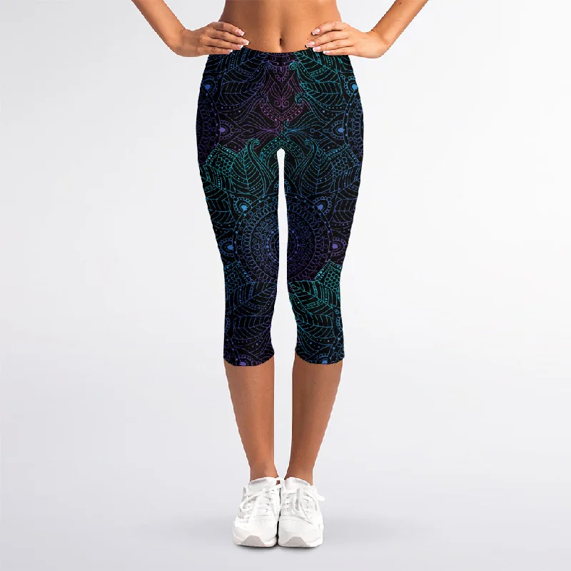 Purple And Teal Mandala Print Women's Capri Leggings