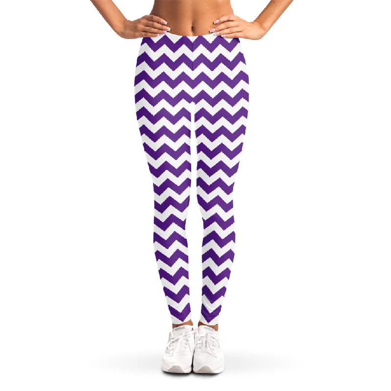 Purple And White Chevron Pattern Print Women's Leggings