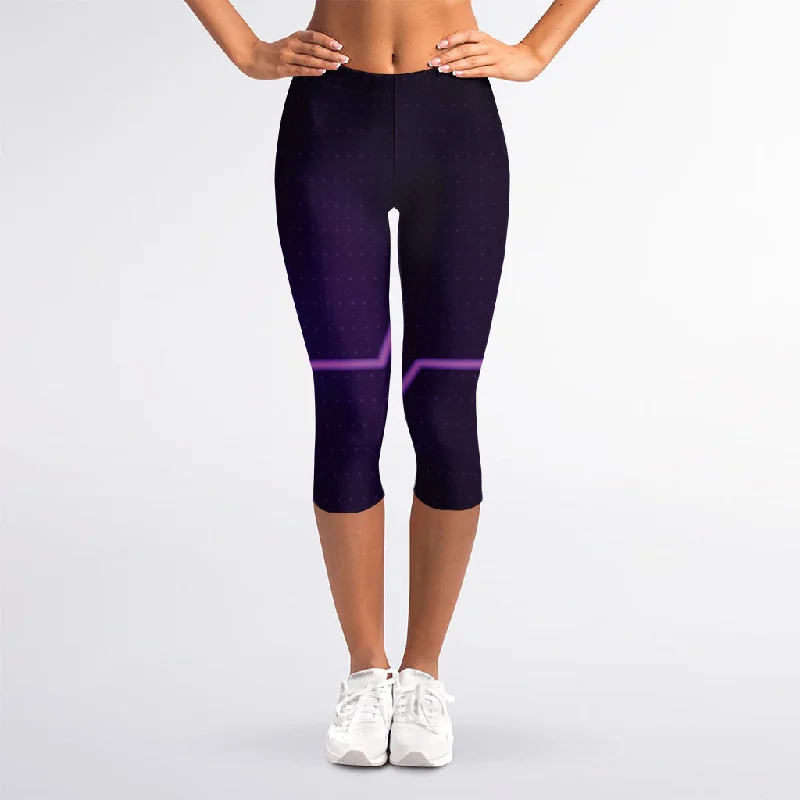 Purple Heartbeat Print Women's Capri Leggings