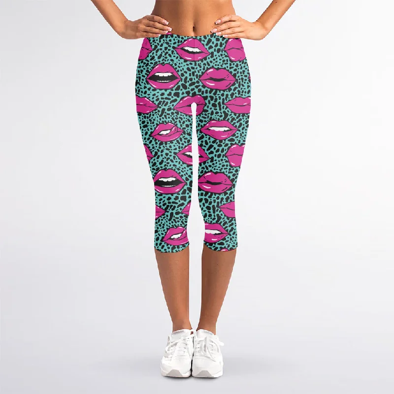 Purple Lips Pattern Print Women's Capri Leggings