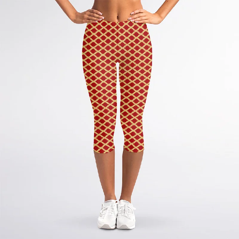 Red And Beige Japanese Pattern Print Women's Capri Leggings